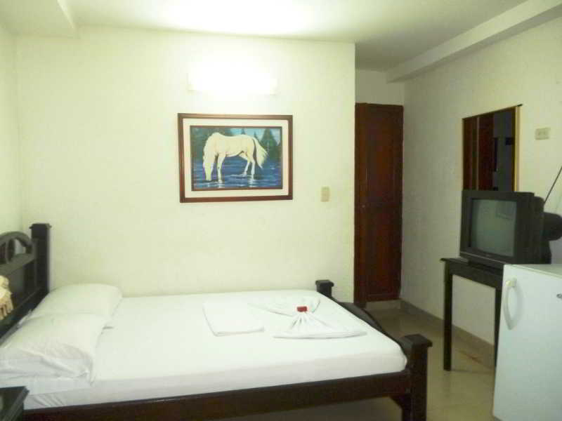 Hotel La Casa Del Turista Картахена Экстерьер фото